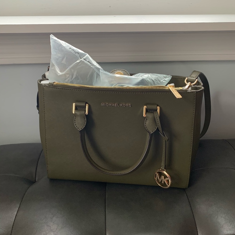Brand New Michael Kors Bag with tags!